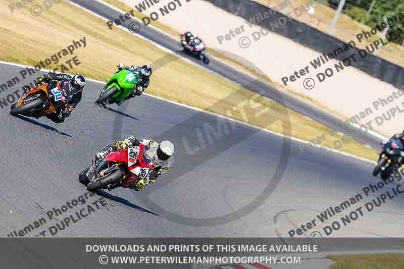 donington no limits trackday;donington park photographs;donington trackday photographs;no limits trackdays;peter wileman photography;trackday digital images;trackday photos